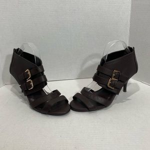 Cato || Woman’s Open Toed Heels with Gold Buckles Size 10